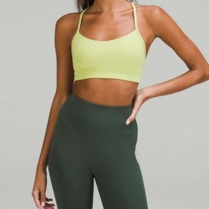 Lululemon Flow Y Nulu Bra *Light Support, A–C Cups
Wasabi
